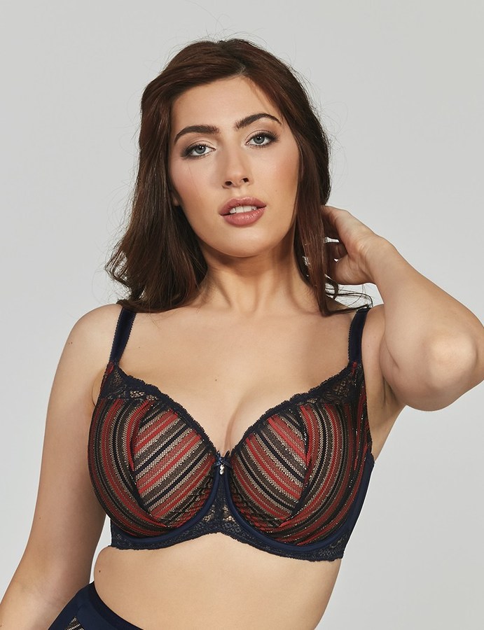 Elizabeth Half Cup Soft
