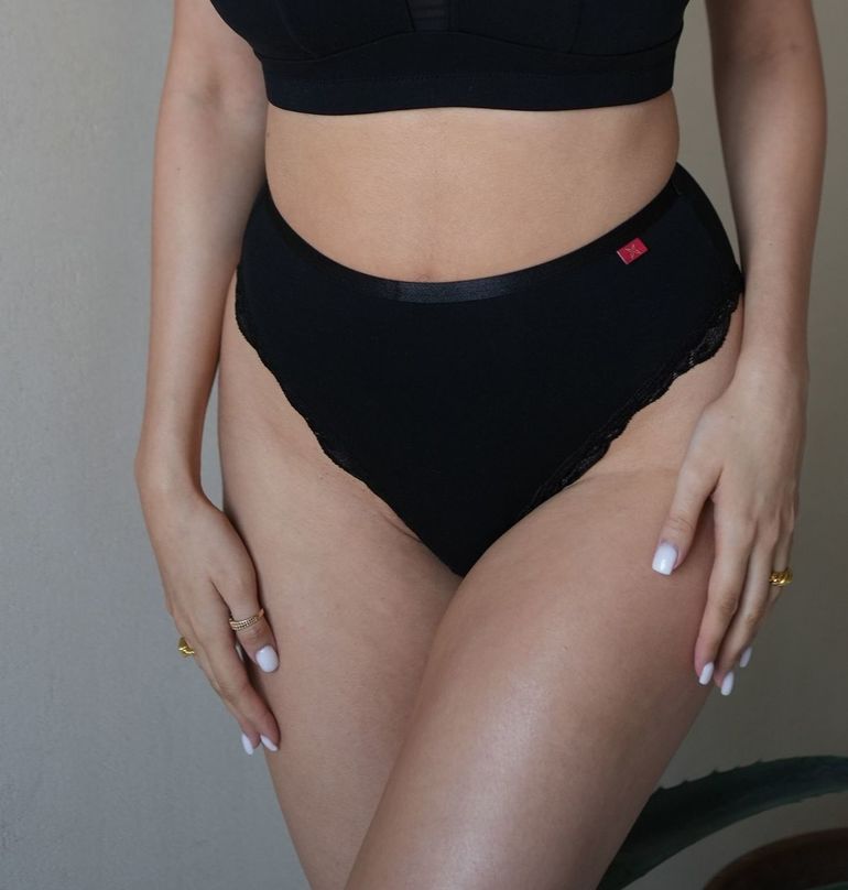 Marcella Figi Czerń (naturalny materiał)