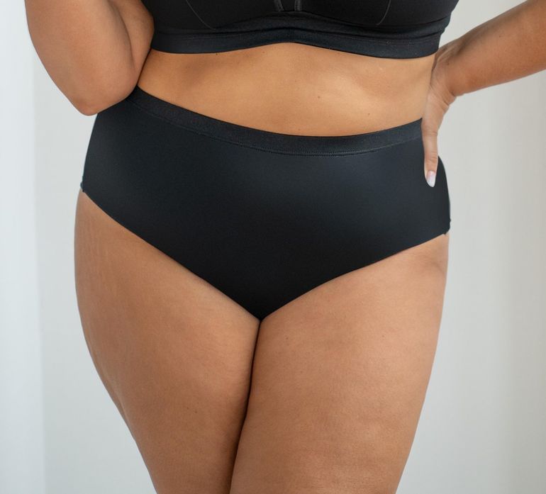 Marcella Briefs Black (natural material)